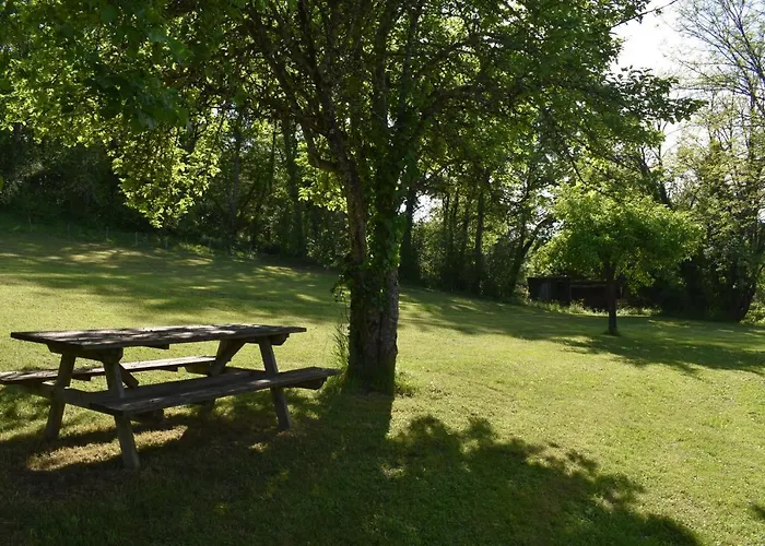 Du Petit Bois * Le Buisson-de-Cadouin